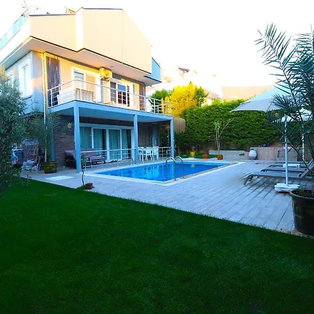 Villa Ela